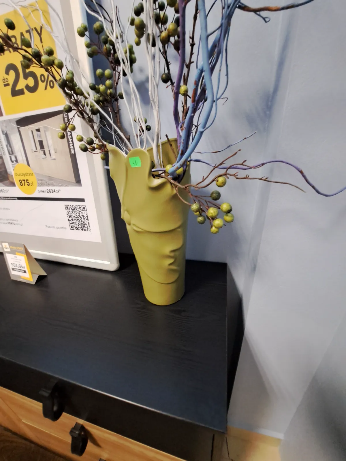 Wazon zdobiony - żółty - modny